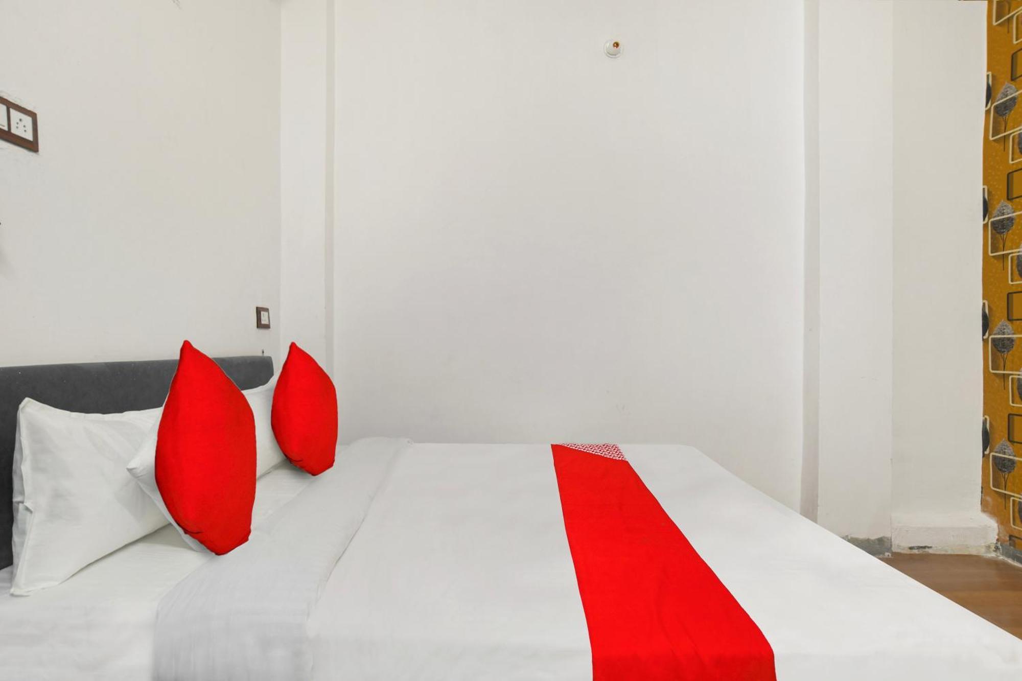 Oyo Flagship Hotel Shree United Indore Exterior photo